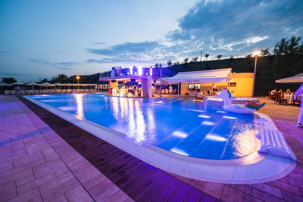 Hotel Astoria Alba Iulia Exterior photo
